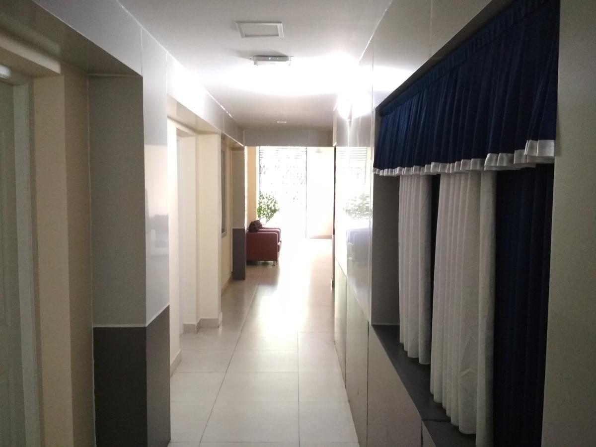 Hotel Rukmini Alwaye Esterno foto